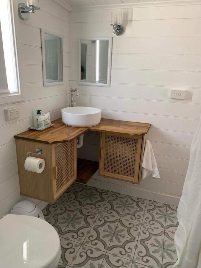 The Wandering Duck - Heritage Tiny House 斯特拉恩 外观 照片